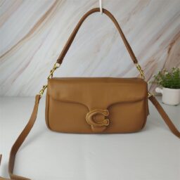 AA-370 Coach单肩小号 棕色大号  23*16*8