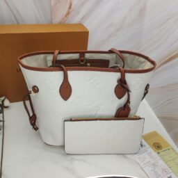 AA-060 LV老花/压花购物袋  白色大字压花  40*35*5