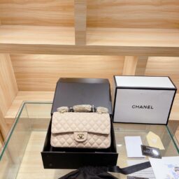 AA-109 ChanelCF经典款 米金  25*14*7