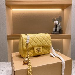 AA-115 Chanel小金球 黄色金球   18*13*7